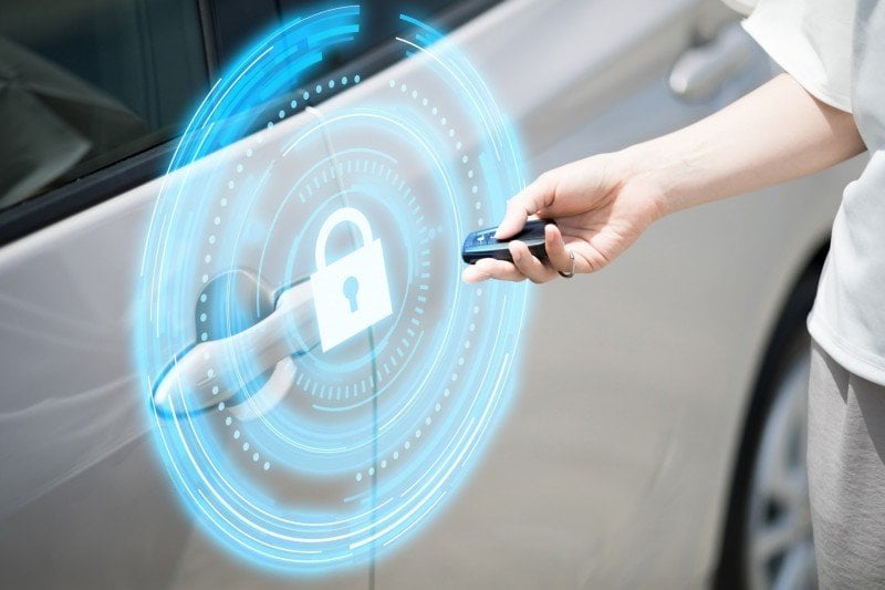 TOYOTA ESPAÑA SE ASOCIA CON LOJACK ESPAÑA PARA OFRECER A SUS CLIENTES UNO DE LOS MEJORES SERVICIOS DE RECUPERACIÓN DE VEHÍCULOS ROBADOS